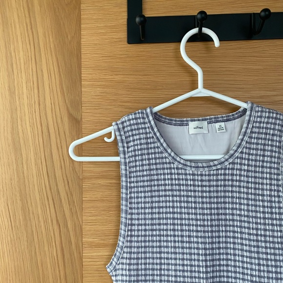 Verona Dress seersucker midi dress - Picture 6 of 11